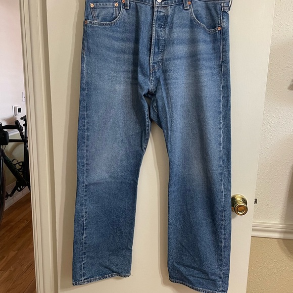 Levi’s 501® '93 STRAIGHT FIT MEN'S JEANS - 36x30 - Picture 3 of 6